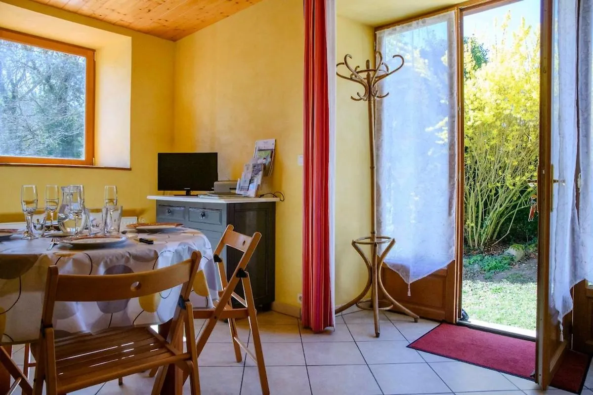 Maison En Pierre Avec Jardin 4 Voyageurs Lure