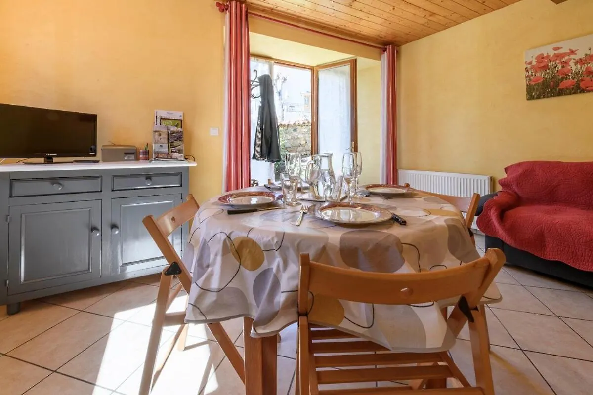 Maison En Pierre Avec Jardin 4 Voyageurs Lure  0*, Lure (Loire)